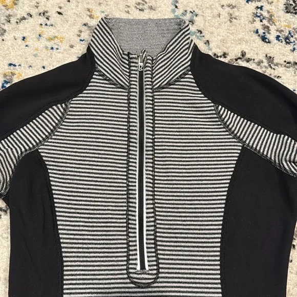 Lululemon Half Zip Pullover - Picture 2 of 10